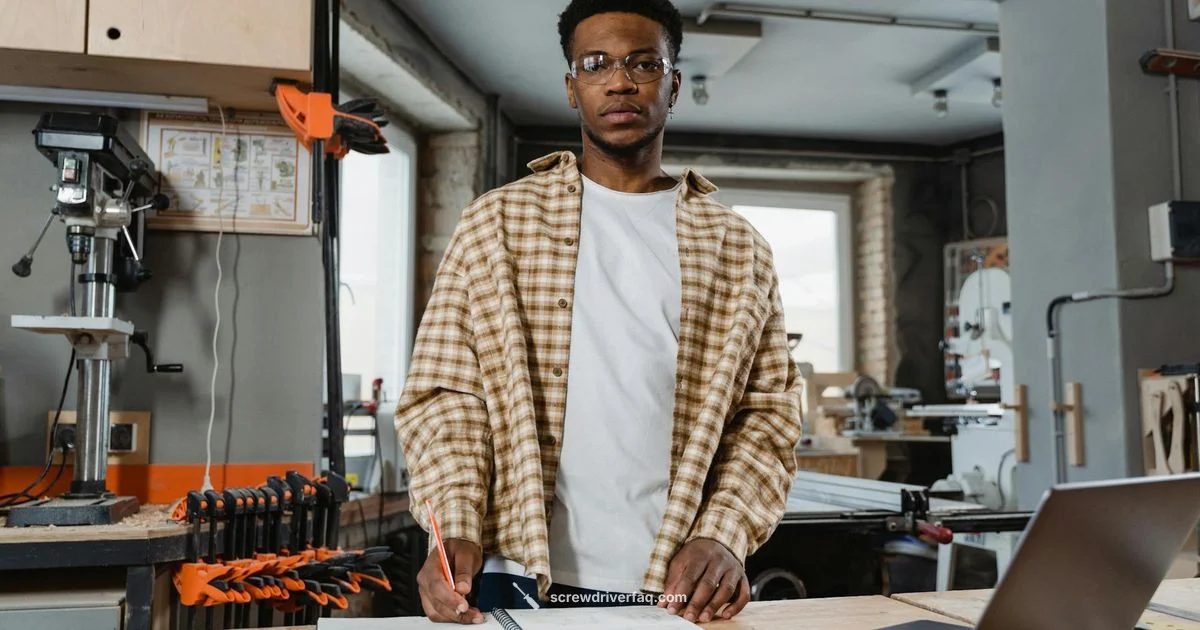 Portable Screwdriver Guide Portable Screwdriver Guide - Screwdriver FAQ