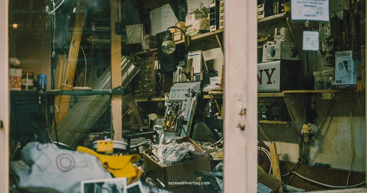 Wedge Screwdriver Basics - Screwdriver FAQ