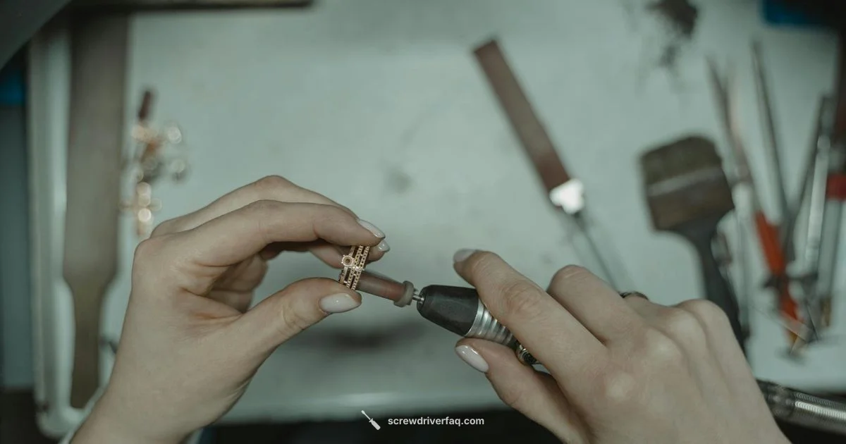 Hybrid Screwdriver Tool Hybrid Screwdriver Tool - Screwdriver FAQ