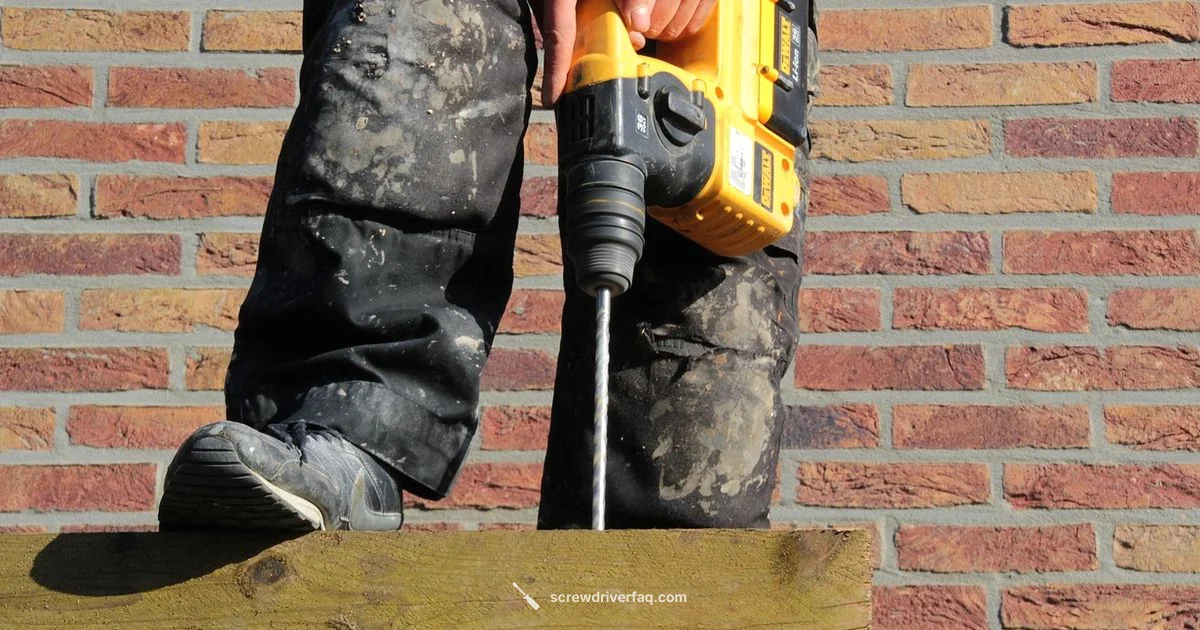 Rotating Screwdriver vs Drill - Screwdriver FAQ
