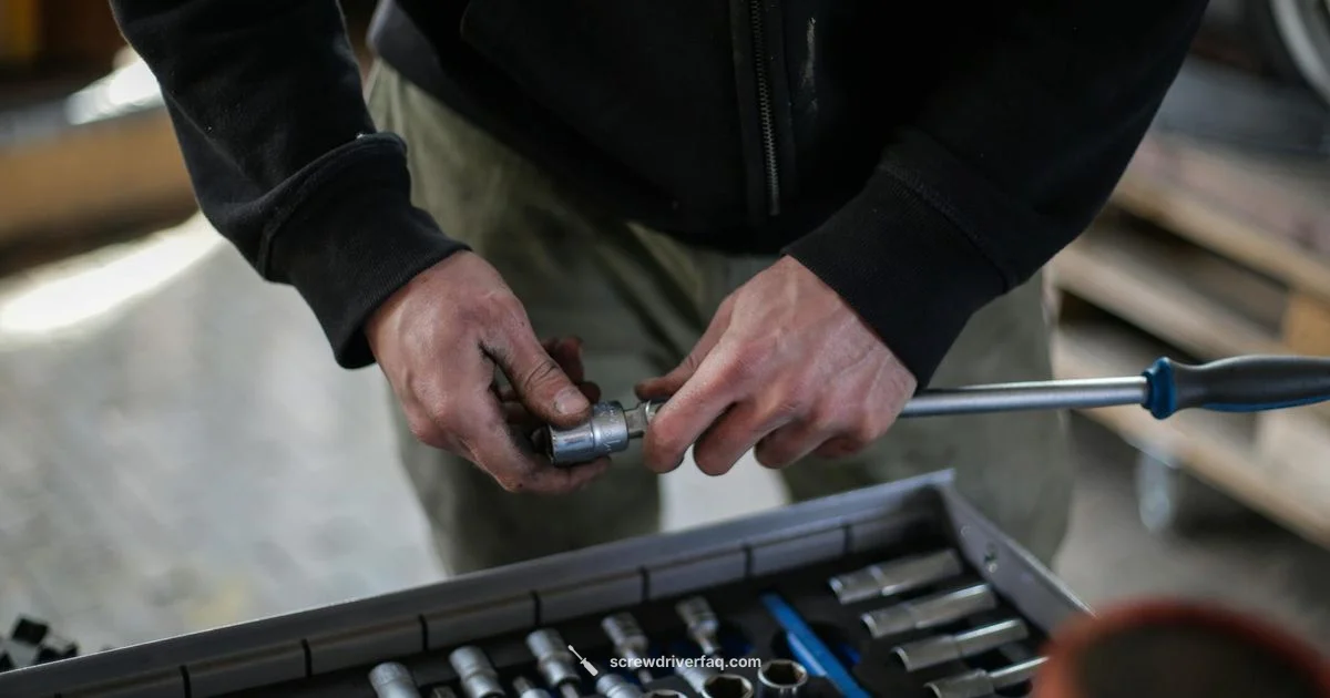 Right Angle Ratchet - Screwdriver FAQ