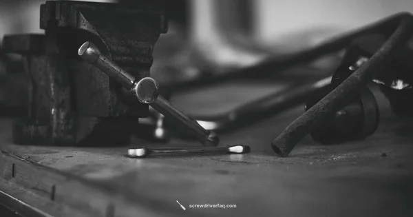 Klein Stubby Ratchet - Screwdriver FAQ